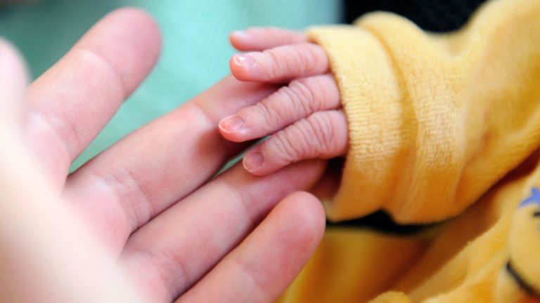 Quelles sont les formalités à accomplir à la naissance de son enfant ?
