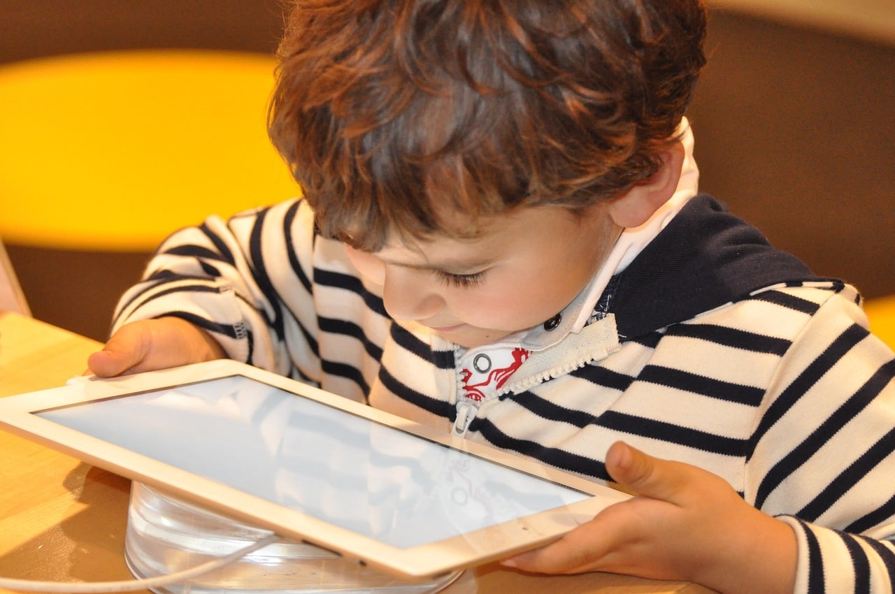 Les meilleures activités en ligne pour garder vos enfants occupés, heureux et en bonne santé
