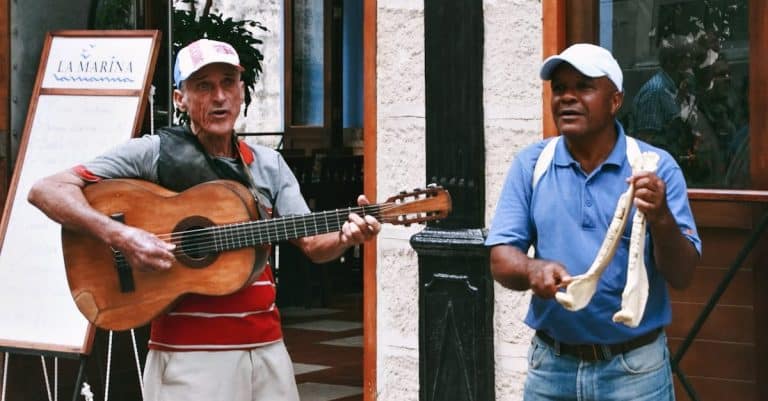 Pourquoi les musiques du monde sont-elles si importantes pour les papas ?