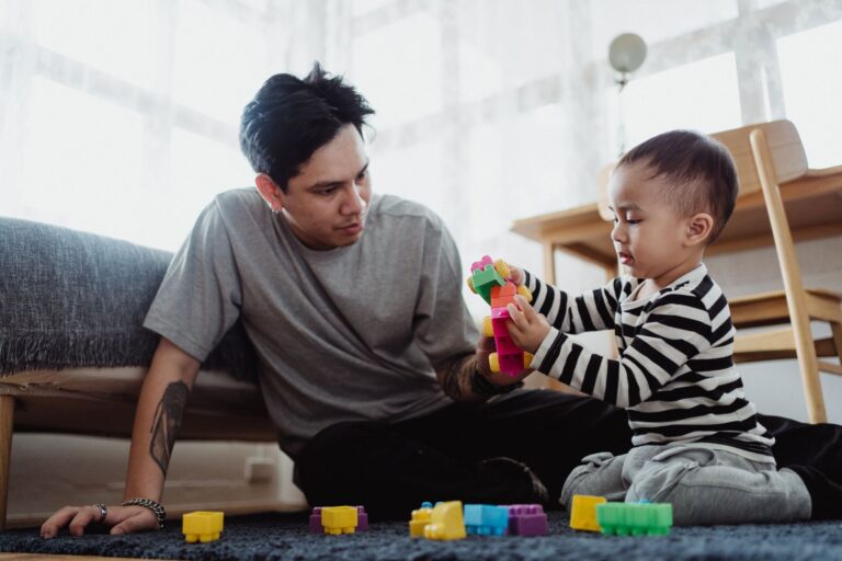 Comment papa peut-il participer aux jeux de construction ?