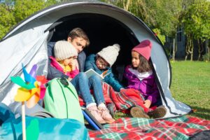Pourquoi le camping-car est-il le compagnon idéal pour les aventures avec papa ?