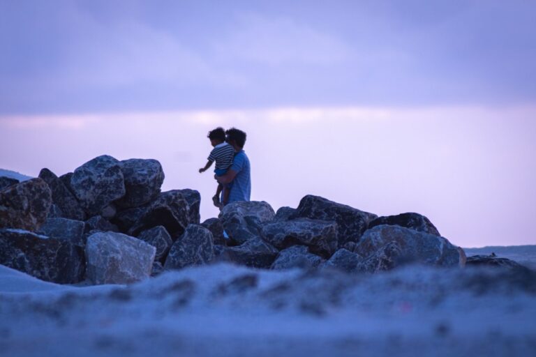 Pourquoi les escapades nocturnes de papa sont-elles si spéciales ?
